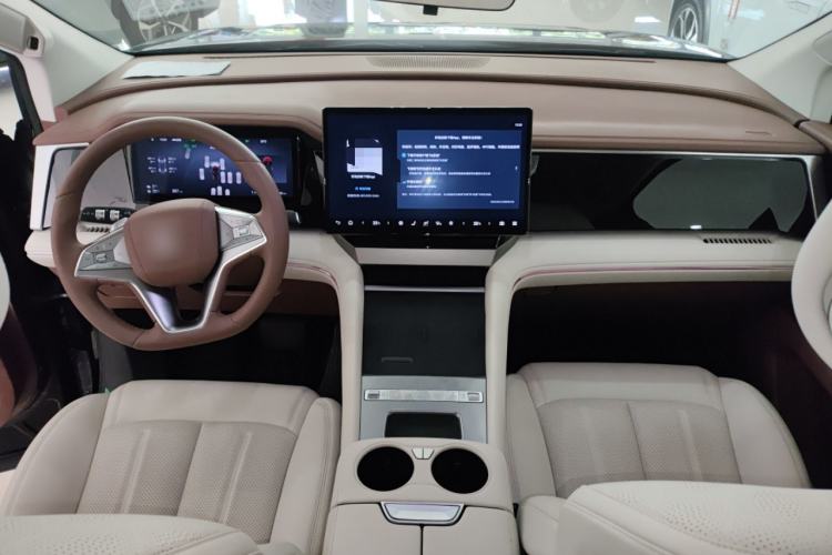 Used BYD Xia 2025 DM-i 1.5T 180km Beyond Edition
