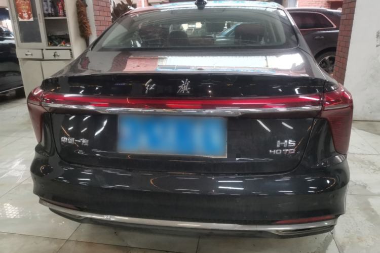 Used Hongqi H5 2025 2.0T Automatic Flag Edition – 500 000 Units Commemorative Version