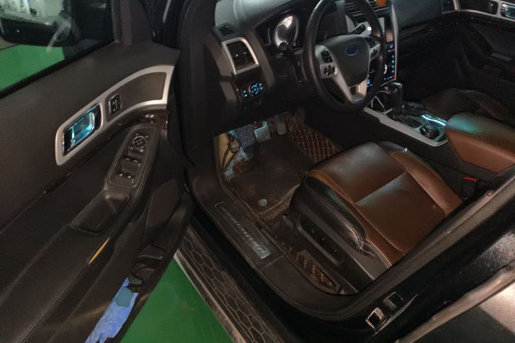 Used Ford Explorer 2013 3.5L Deluxe Model Driver Seat