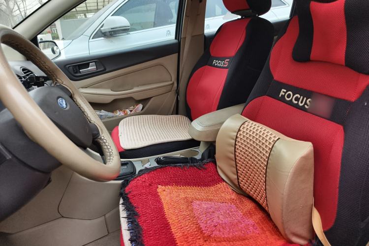 Used Ford Focus 2009 Hatchback 1.8L Automatic Fashion Edition