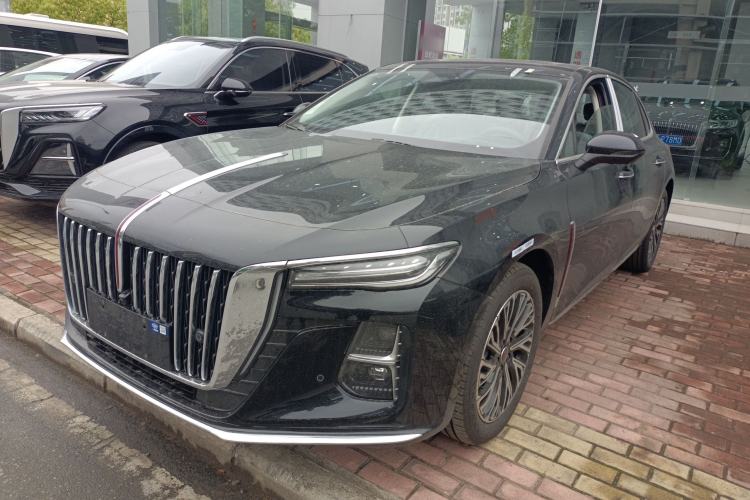 Used Hongqi H5 2025 2.0T Automatic Flag Edition – 500 000 Units Commemorative Version
