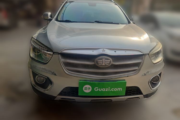 Used Bestune X80 2013 2.0L manual luxury version
