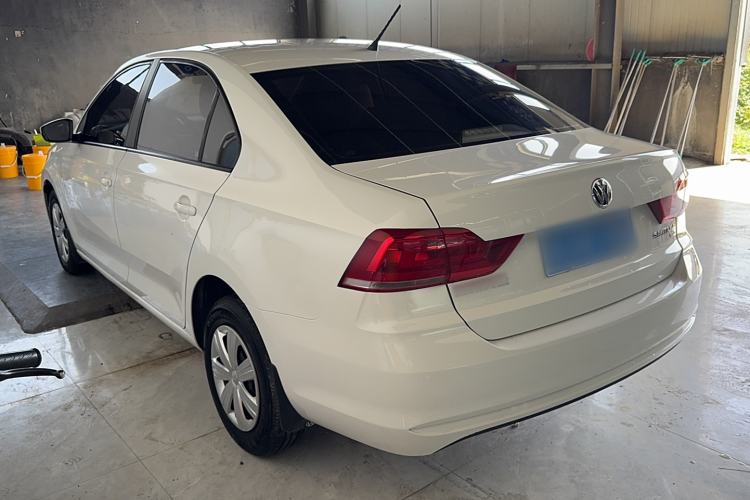 Used Volkswagen Santana 2016 1.6L Manual Fashion Edition