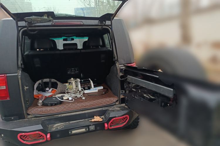 Used BAIC Off-Road BJ40 2017 40L 2.3T Automatic All-Wheel Drive Ring of the Tower Champion Edition
