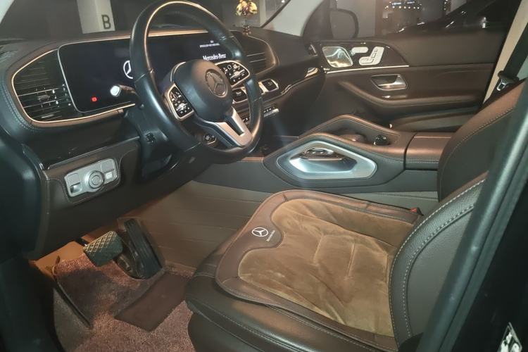 Used Mercedes-Benz GLS 2021 Refresh GLS 450 4MATIC Fashion Edition Left Front Seat