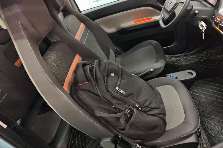 Used Wuling Hongguang MINIEV 2022 Zizai Version Lithium Iron Phosphate Right Front Seat