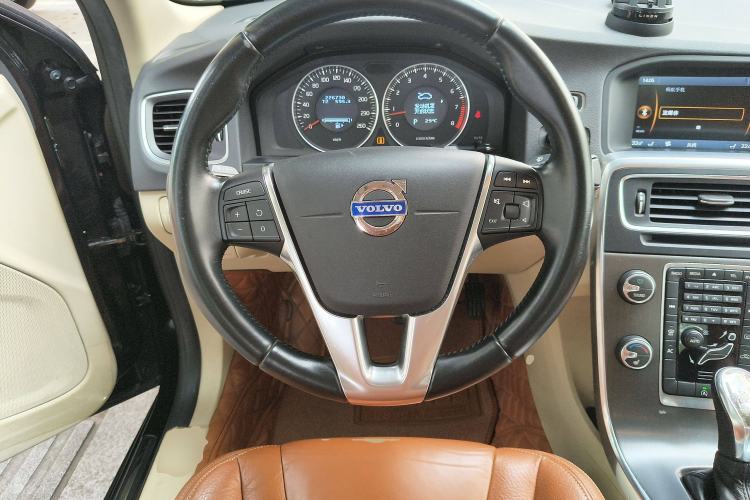 Used Volvo S60 2013 T5 Comfort Edition
