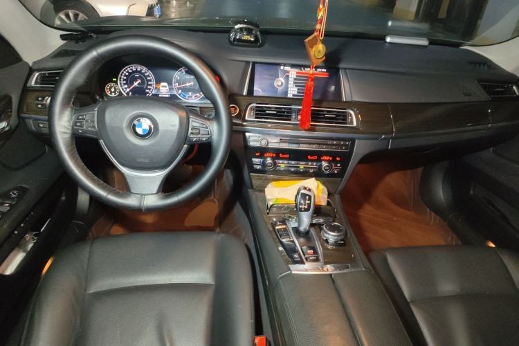 Used BMW 7 Series 2014 730Li Premium Edition
