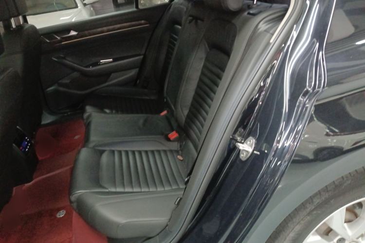 Used Volkswagen Magotan 2019 330TSI DSG Luxury Version China VI Standard
