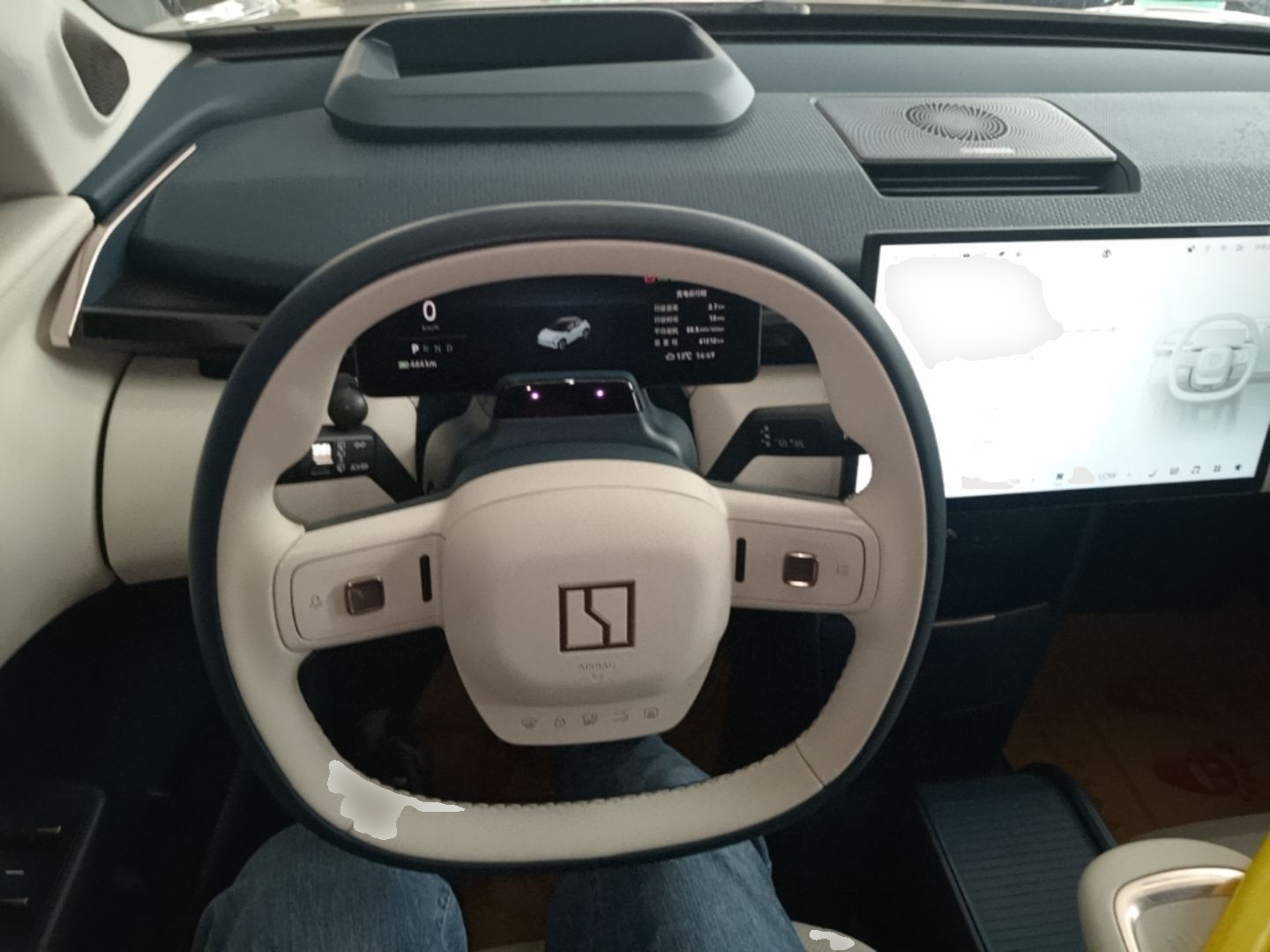 Zeekr X 2023 Rear-Drive YOU Edition 4 Seats — снимка 13