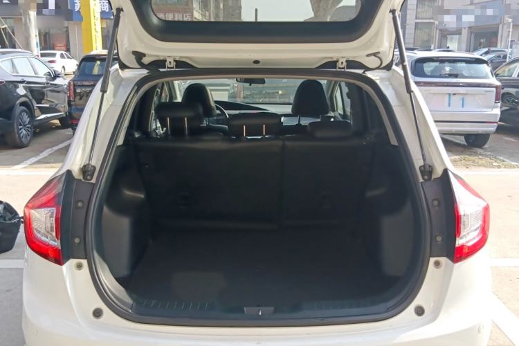 Used Honda Jade 2014 1.8L CVT Luxury Edition 5 seats