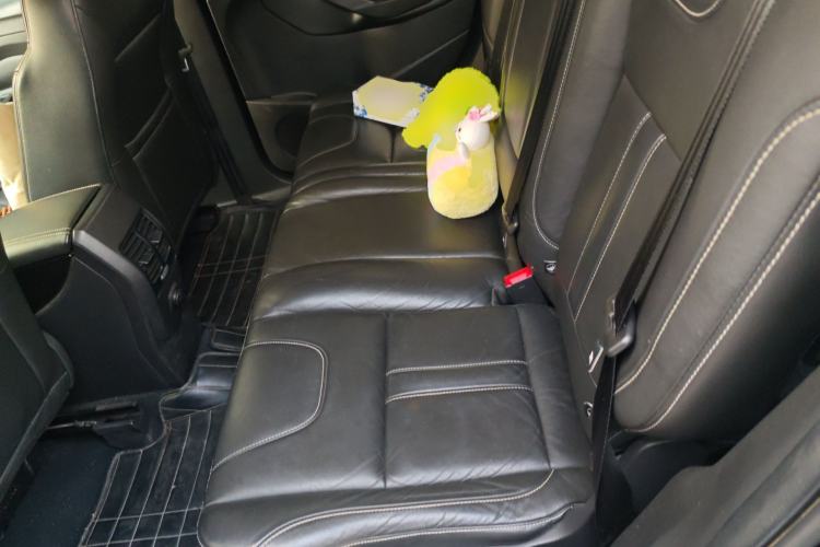 Used Ford Kuga 2013 2.0L GTDi Four-Wheel-Drive Sport Model Left Rear Seat