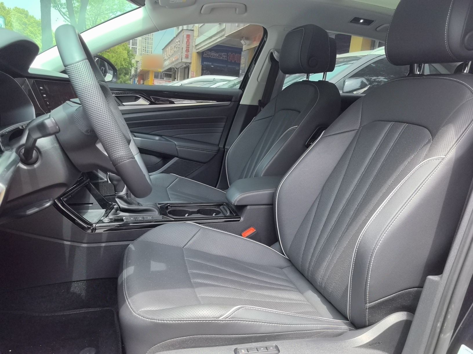 Avant de la voiture