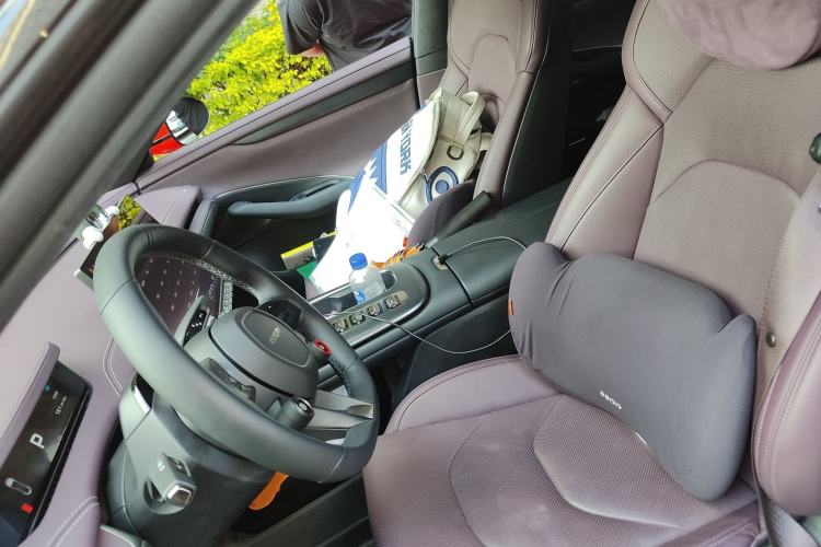 Used Xiaomi Auto SU7 2024 Rear-Drive Ultra-Long Range Advanced Pro-Level Intelligent Driving Version Left Front Seat