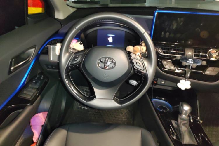 Used Toyota C-HR 2023 2.0L Luxury Edition
