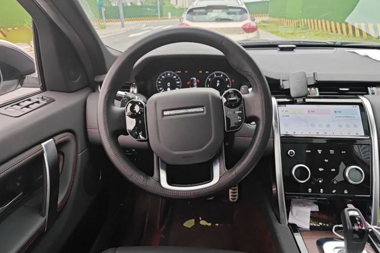 Used Land Rover Discovery Sport 2020 249 PS R-Dynamic Performance Edition Steering Wheel