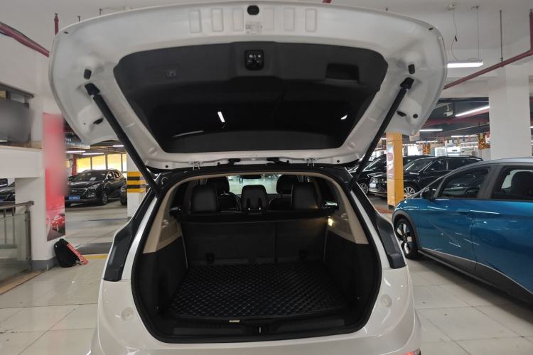 Used Lincoln MKC 2017 2.0T Two-Wheel-Drive Luxury Edition