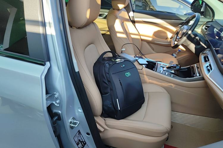 Used Landian E5 2023 1.5L DE-i 100KM Comfort Edition 7-Seater