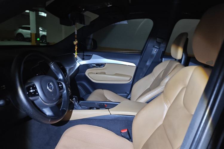 Used Volvo XC90 2016 T5 Zhiyi Edition 7-Seater