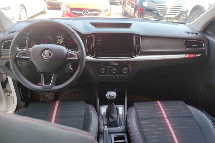 Used Skoda Kamiq 2020 GT 1.5L Automatic Flagship Model China VI Standard Center Console