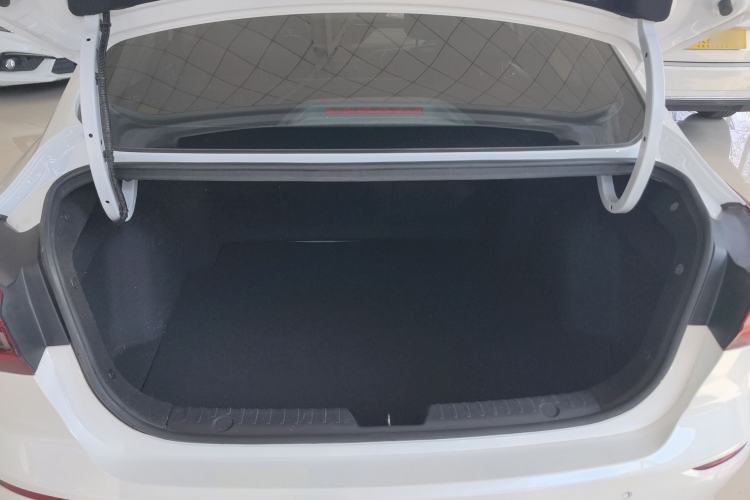 Used CHANGAN Eado 2019 1.6L GDI Manual Value Edition China VI Standard