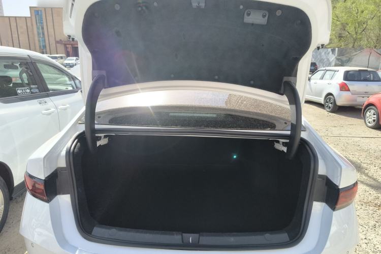 Used BYD Qin PLUS 2025 DM-i Smart Drive 55KM Leading Model
