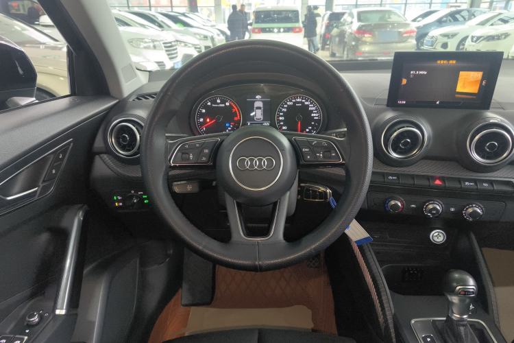 Used Audi Q2L 2018 35 TFSI Launch Exclusive Edition China V