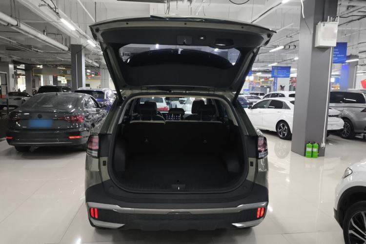 Used Kia Sportage (Chinese Domestic Model) 2023 2.0L HEV Two-Wheel Drive Flagship Edition
