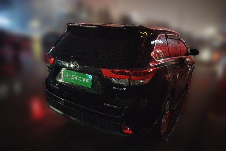 Used Toyota Highlander 2018 2.0T Four-Wheel Drive Luxury Version 7 Seats China VI Standard
