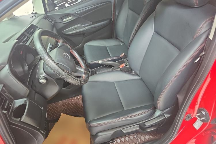 Used Honda Fit 2018 1.5L CVT Comfort Sunroof Version Left Front Seat