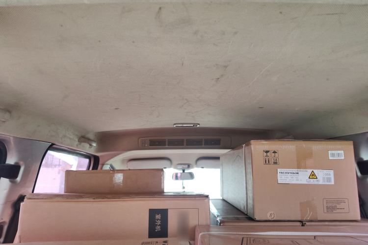 Used Wuling Rongguang V 2016 1.5L Standard Version
