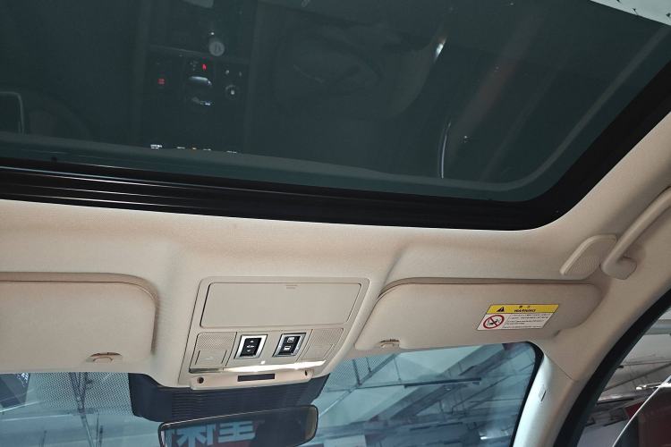 Used Jaguar XFL 2024 2.0T P250 Two-Wheel Drive Prestige Luxury Edition
