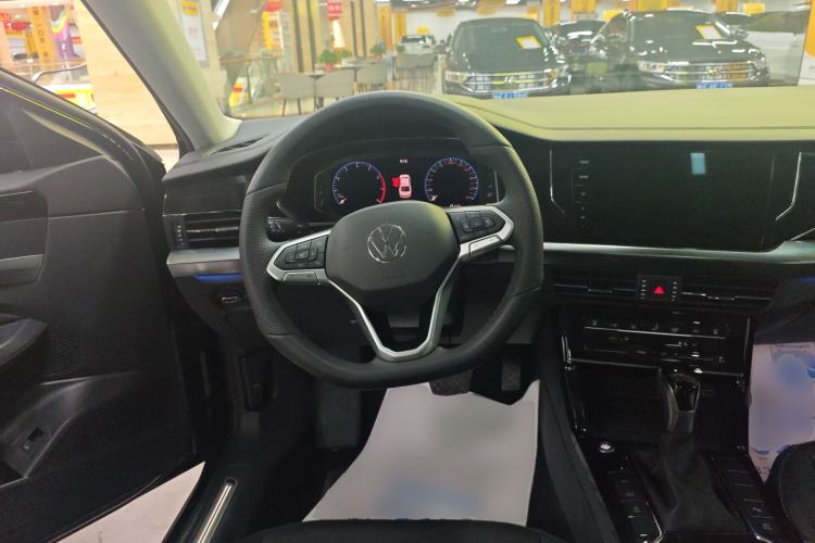 Used Volkswagen Passat 2025 Outstanding Model 380TSI Starry Dragon Glorious Edition Steering Wheel