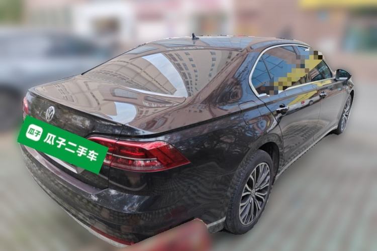 Used Volkswagen Phideon 2019 380TSI Two-Wheel Drive Business Edition China VI Standard
