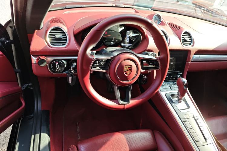 Used Porsche 718 2018 Cayman 2.0T