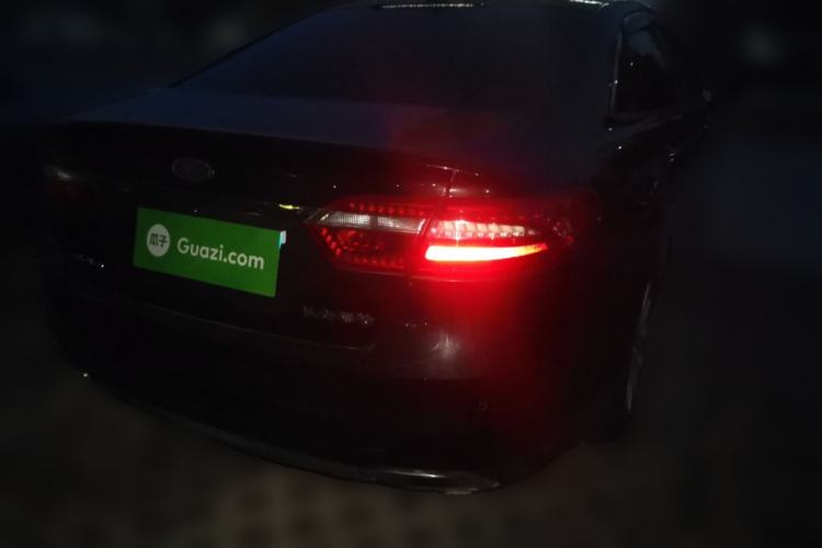 Used Ford Taurus 2016 EcoBoost 180 Luxury Model