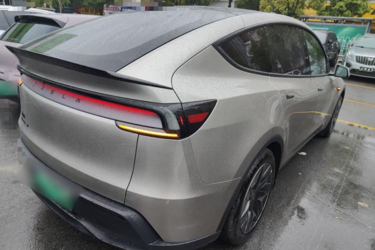 Used Tesla Model Y L 2025 Model Long-Range All-Wheel-Drive Version