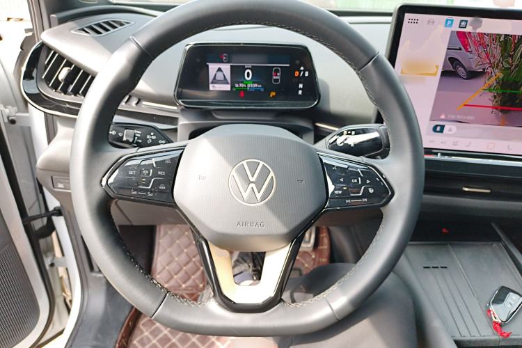 Used Volkswagen ID.UNYX 2024 Revised Pro Long-Range Version Steering Wheel
