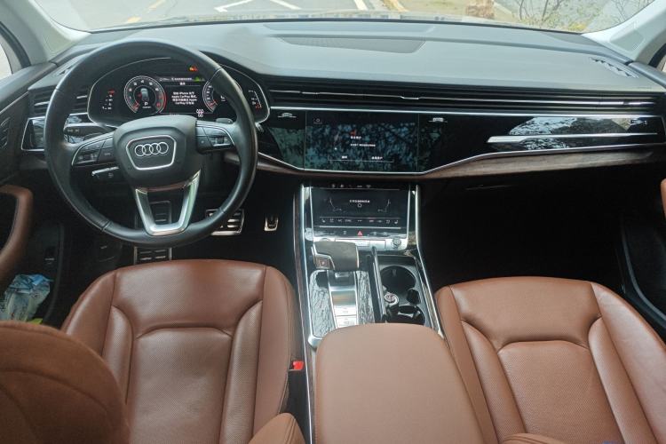 Used Audi Q7 2022 55 TFSI quattro S line Sport model