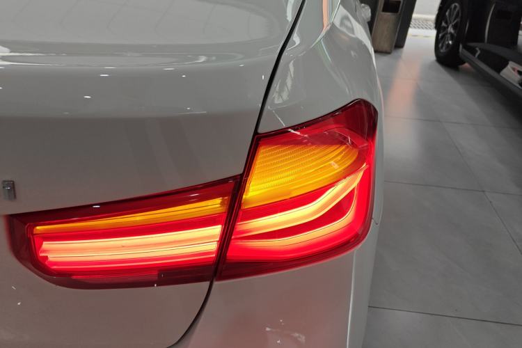 Used BMW 3 Series 2019 320i M Sport Package
