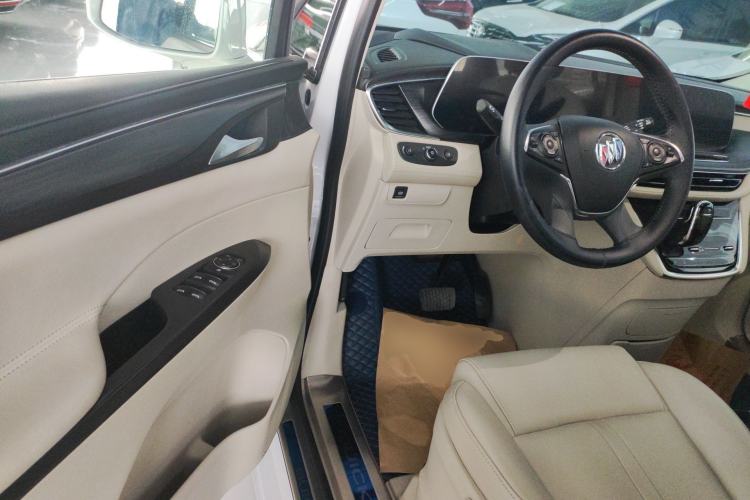 Used Buick GL8 2022 ES Landtrek 653T Comfort Edition
