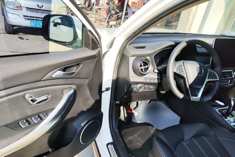 Used BYD Song New Energy 2019 Song DM 1.5TID Smart Connect Premium Model
