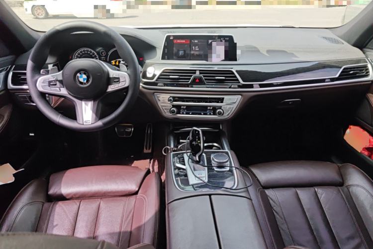 Used BMW 7 Series 2018 730Li Leading Model M Sport Package Center Console