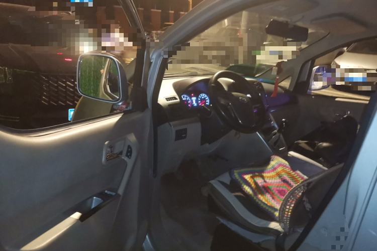 Used GAC Gonow Starry 2013 1.5L Seven-Seater Luxury Model