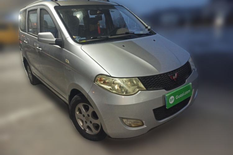 Used Wuling Hongguang 2013 1.5L Standard Version
