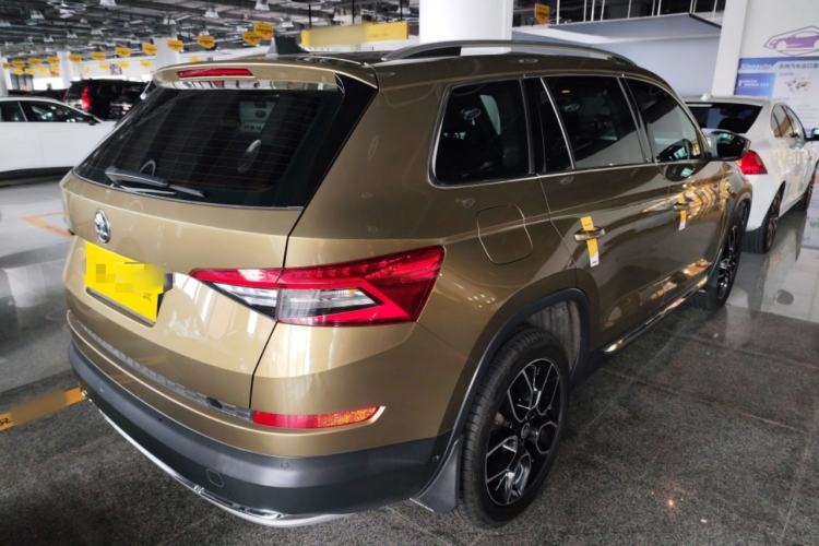 Used Skoda Kodiaq 2017 TSI380 7-Seater Four-Wheel-Drive Flagship Edition Rear Right 45 Deg