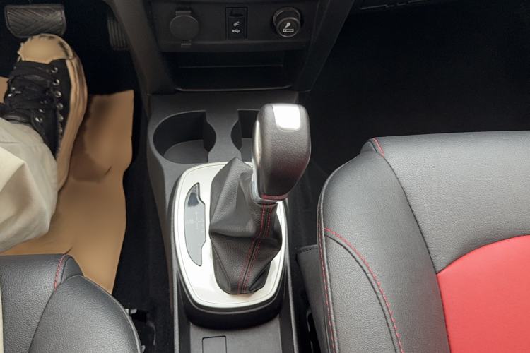 Used Haval H1 2016 Red-Label 1.5L AMT Luxury Model