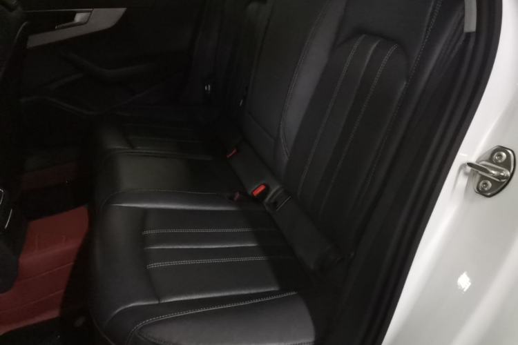 Used Audi A4L 2022 40 TFSI Fashion Dynamic Model
