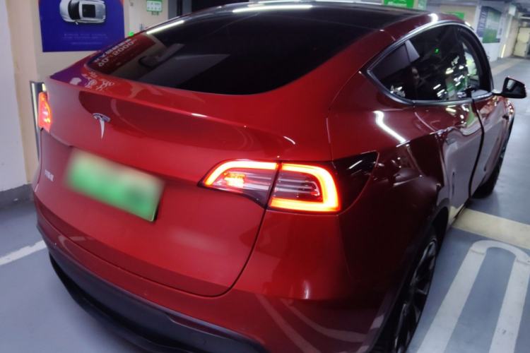 Used Tesla Model Y 2021 Long-Range All-Wheel-Drive Version