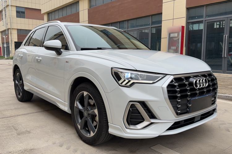 Used Audi Q3 2020 35 TFSI Fashion Dynamic Model
